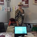 Marie-Anne Lucas, administratrice et déléguée Yvelines, sur son stand à Clayes-sous-Bois (78) le 9 septembre 2018